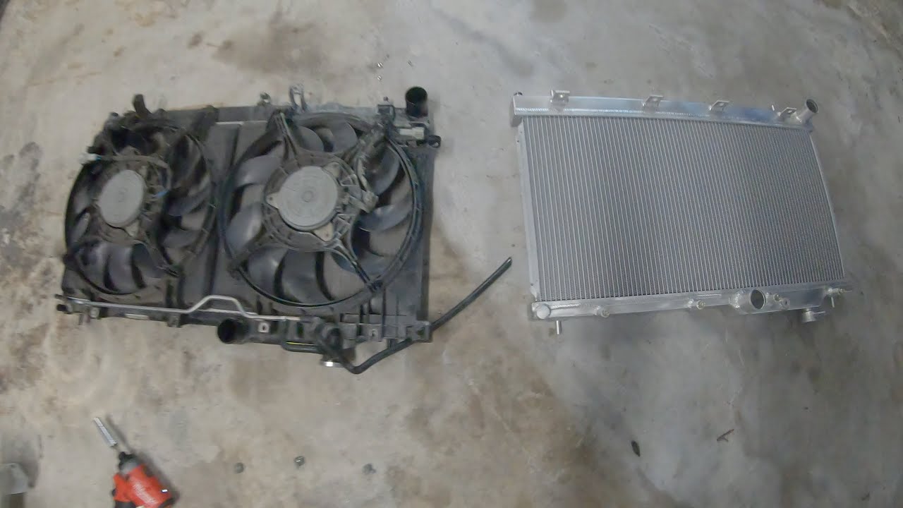 Замена радиатора Subaru Coyote для Subaru WRX/STI 2008-2014 годов выпуска.