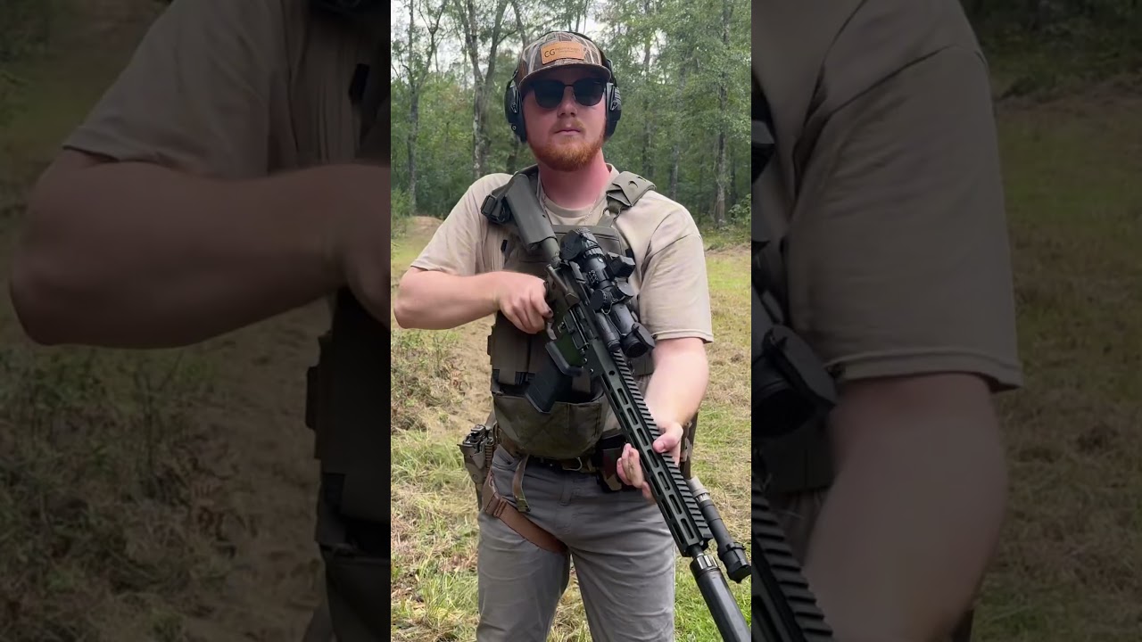 Working between scope and top mounted red dot #Ar15 #VCOG #RMR #Trijicon