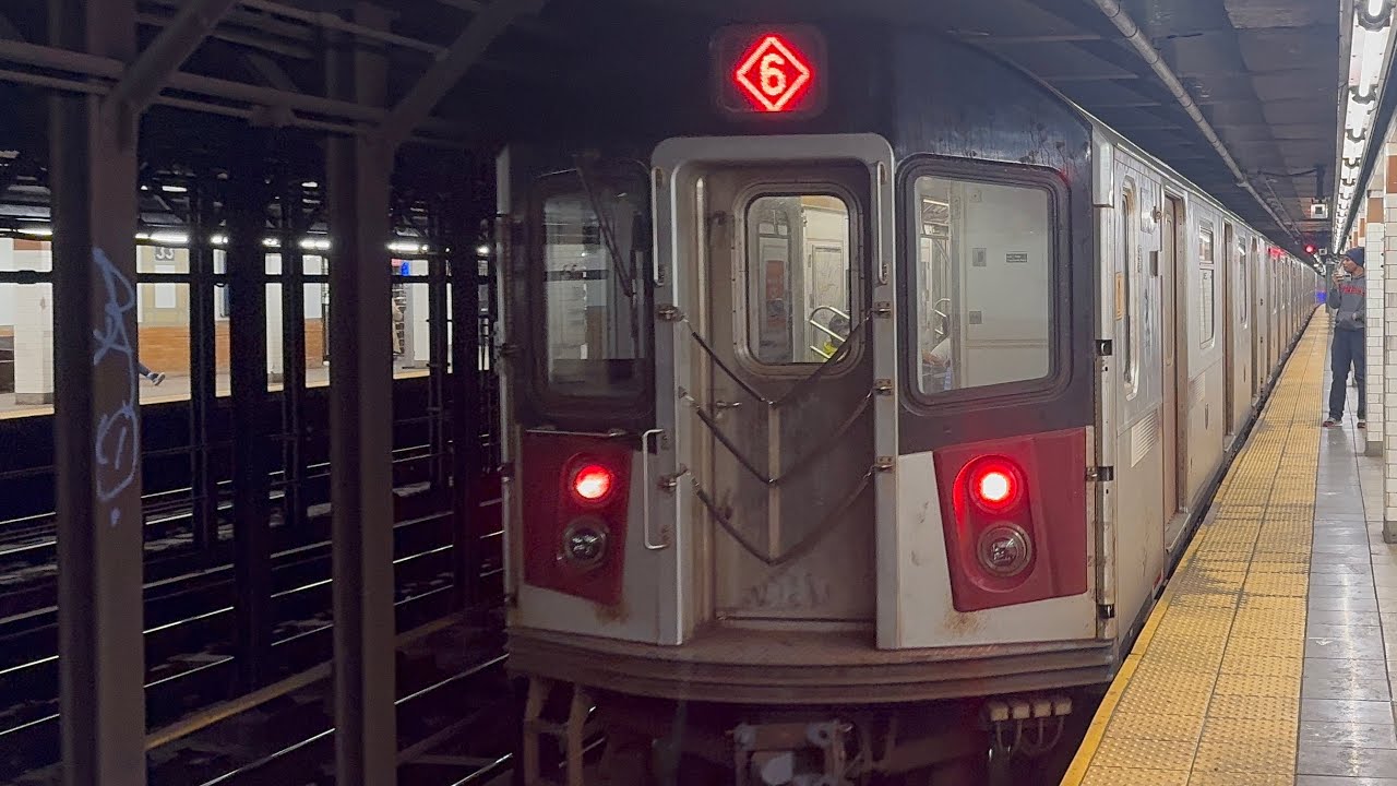 IRT Lexington Ave Line (4,6) railfanning at canal street 