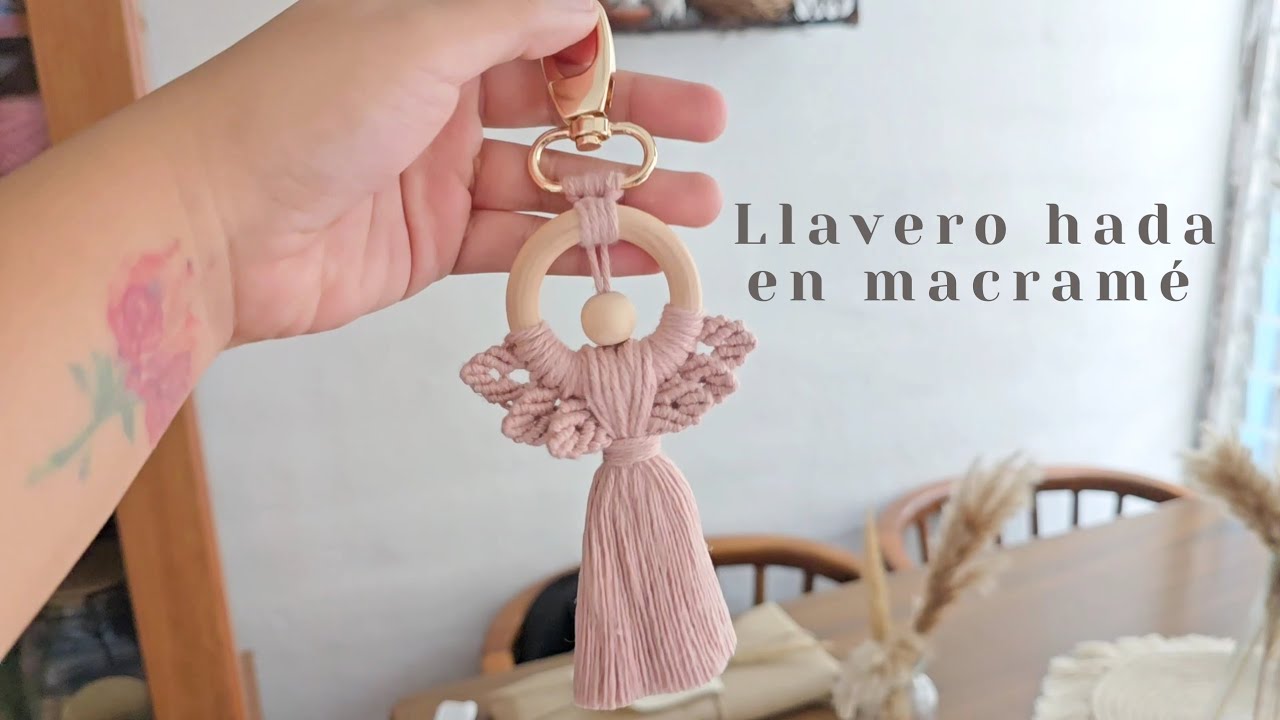 Tutorial llavero de hada en macramé
