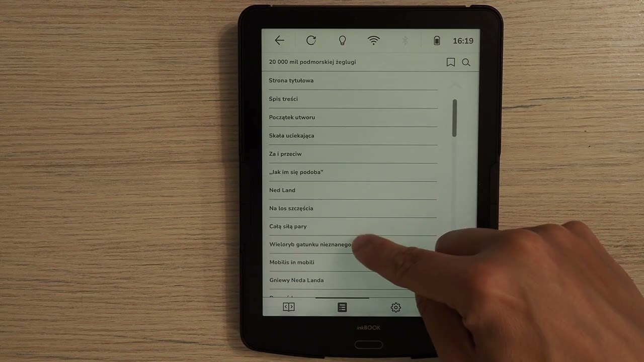 Czytanie pliku EPUB na czytniku inkBOOK Focus Plus