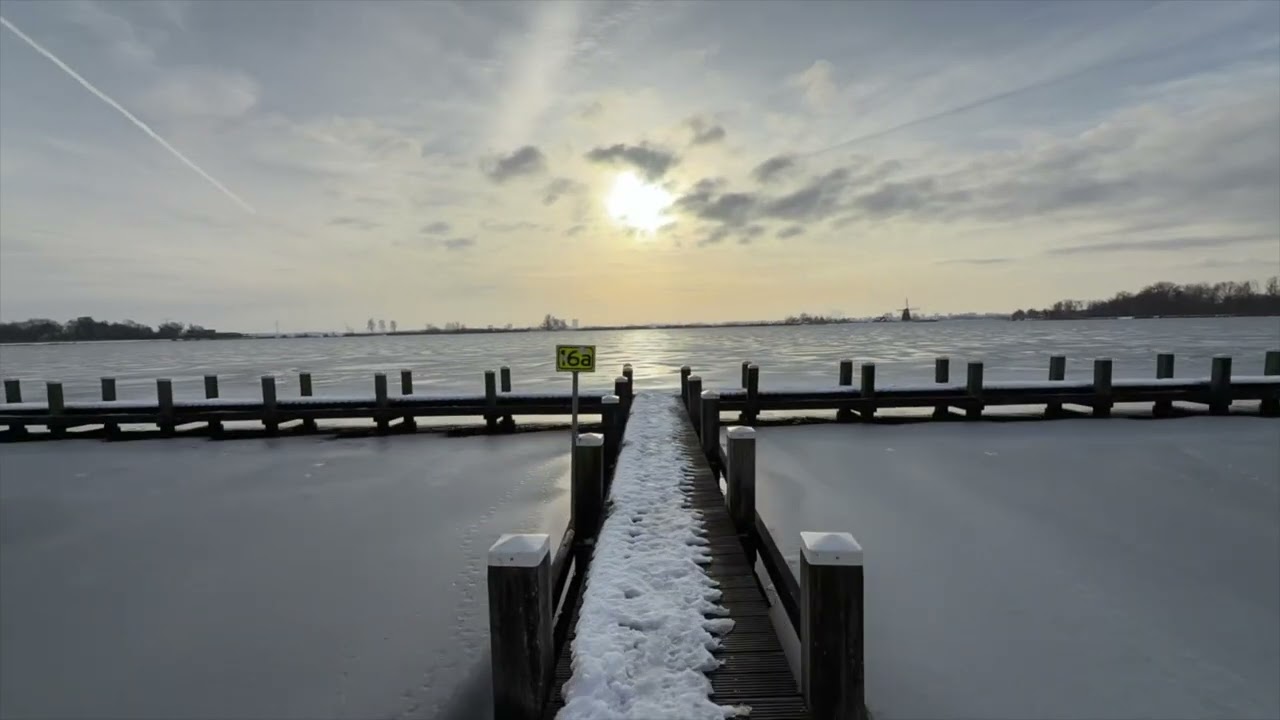 A Winter timelapse walk through Bleiswijk supported with Music by Jason Fervanto - Fragments of You