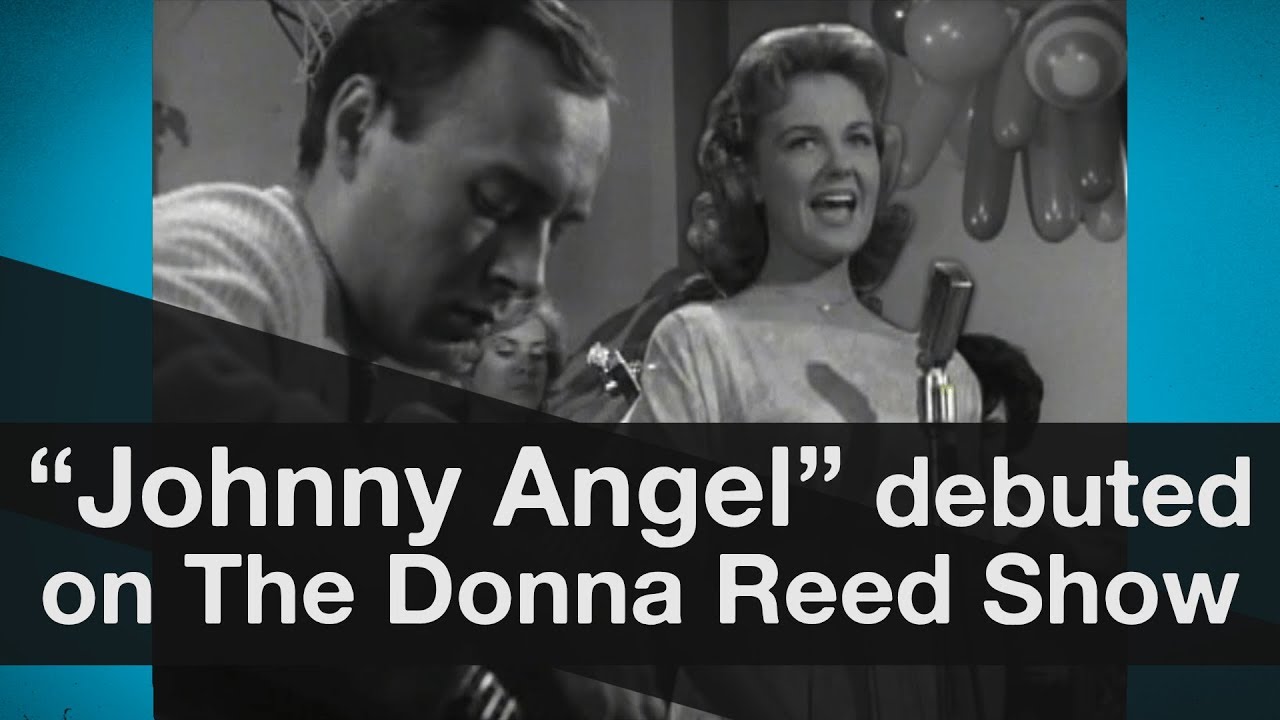 Shelley Fabares debuted massive hit “Johnny Angel
