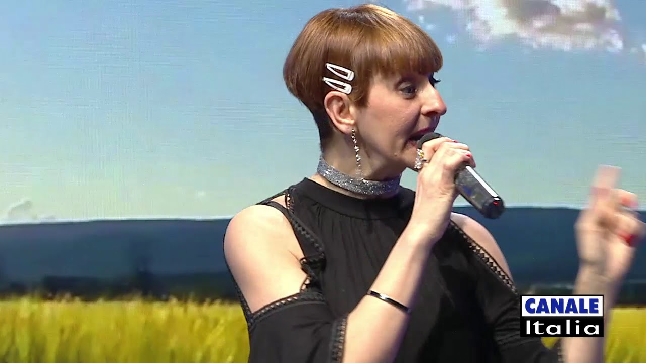 Roberto Scaglioni (canta Manuela) 