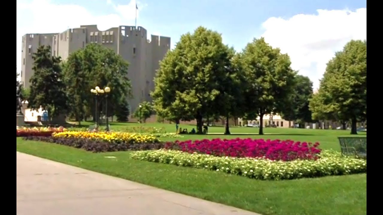 8 Things to Do Near Denver's Civic Center Park: Around Dtown