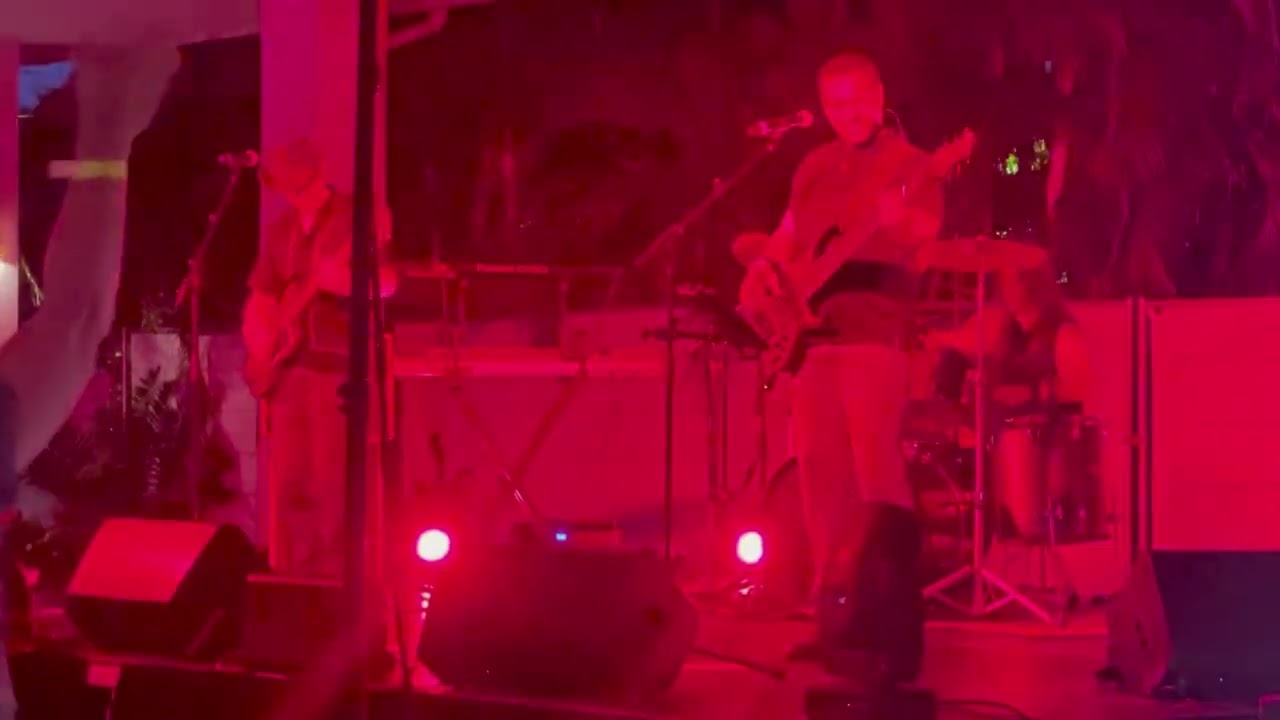 Sugardaddi live at Bevvy | Band Aid