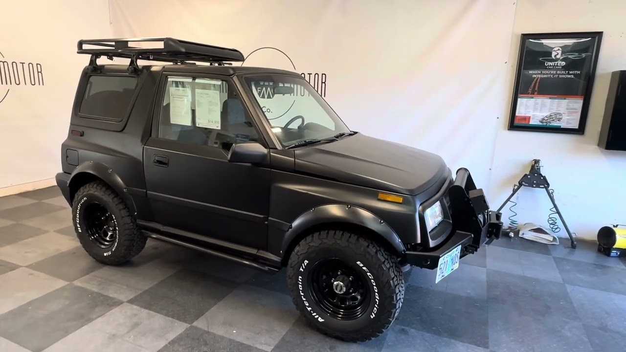 Very custom 1997 Geo Tracker 5 speed, 4X4￼, ready ￼for flat Tow! New BFG KO2’s ￼￼