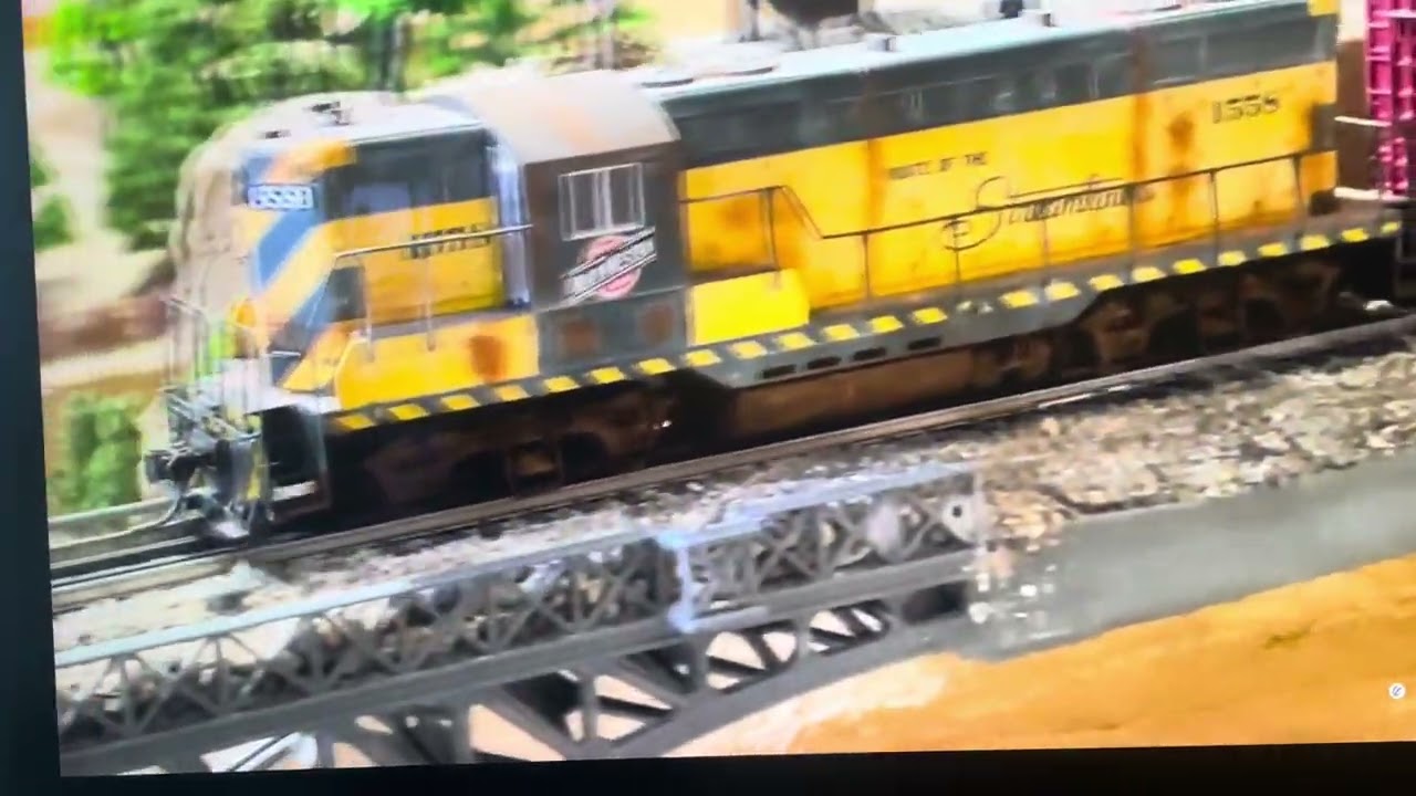 Googoosh " KOOH " famous Persian song " Mountain " HO Scale Grand Canyon CNW SOO LINE UP locomotive