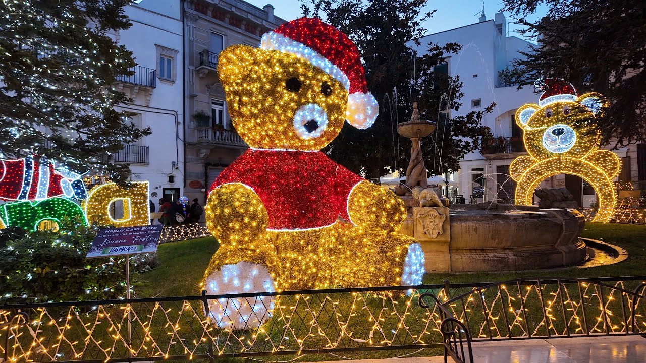 Christmas Lights Martina Franca, Puglia, Italy |*FLASHING IMAGES*