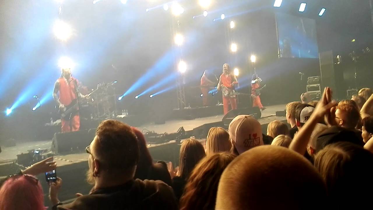Stam1na - Kuudet raamit & L&auml;&auml;ke Live @ Sakara Tour 16.4.2016 Espoo Metro Areena
