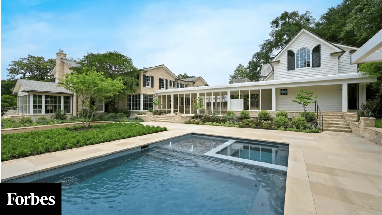 Emma Stone's $26.5M Austin, Texas Mansion Is On The Market After 4 Years Of Renovations