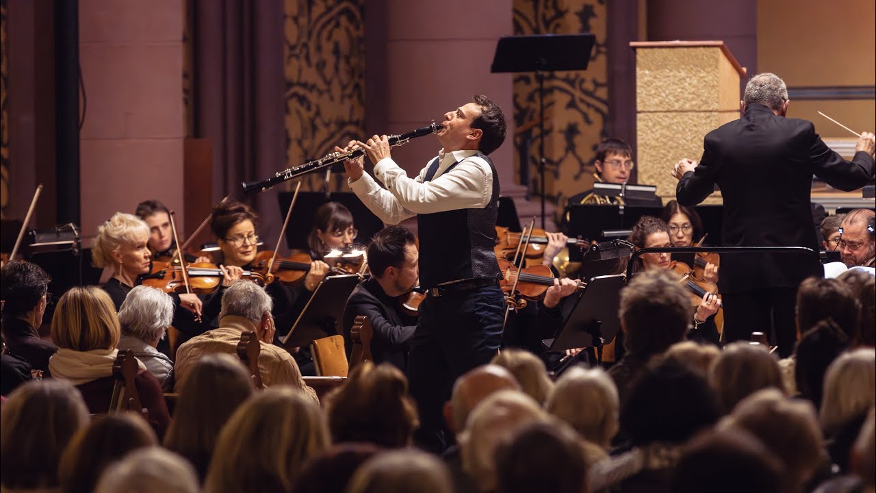 Mozart Clarinet Concerto - Damien Bachmann