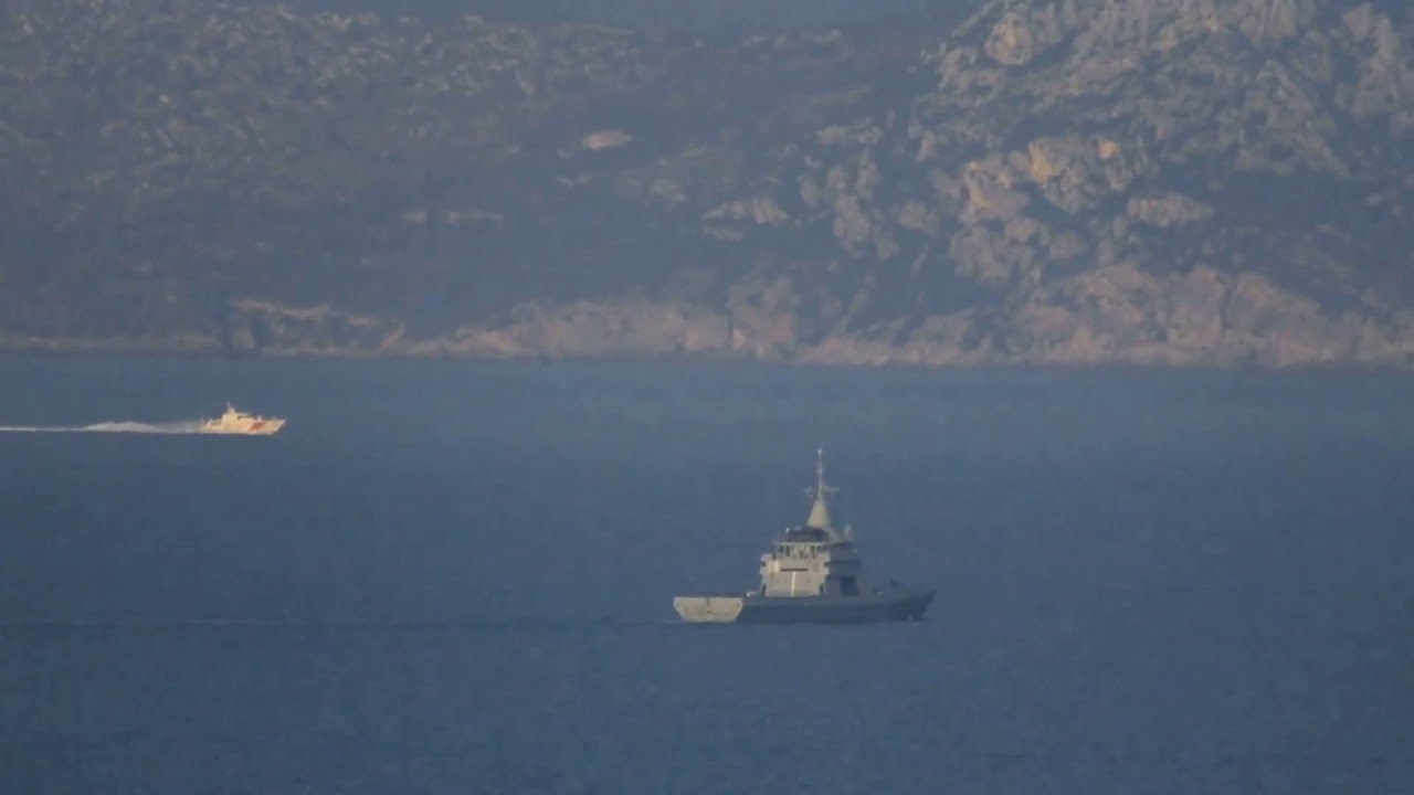 Turkish Coast Guard provoking & harassing Hellenic Navy.