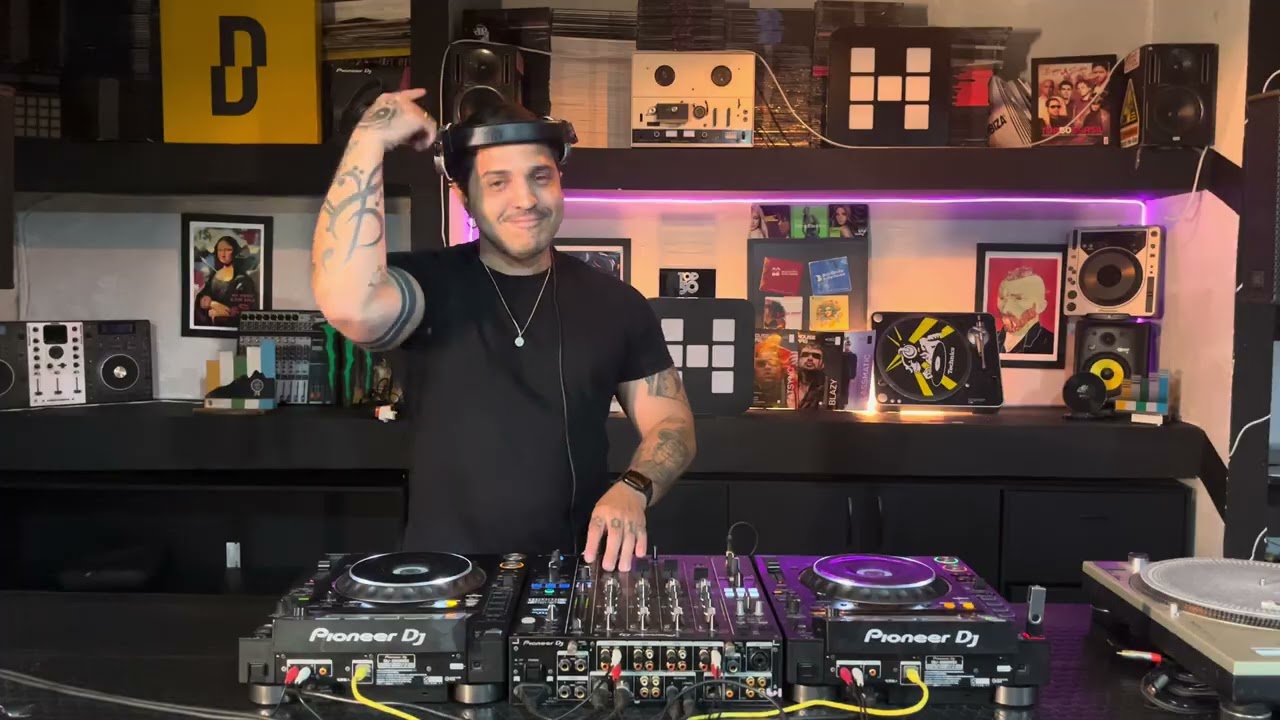 Orbit@ltrance na House Mag Academy em Florianópolis.