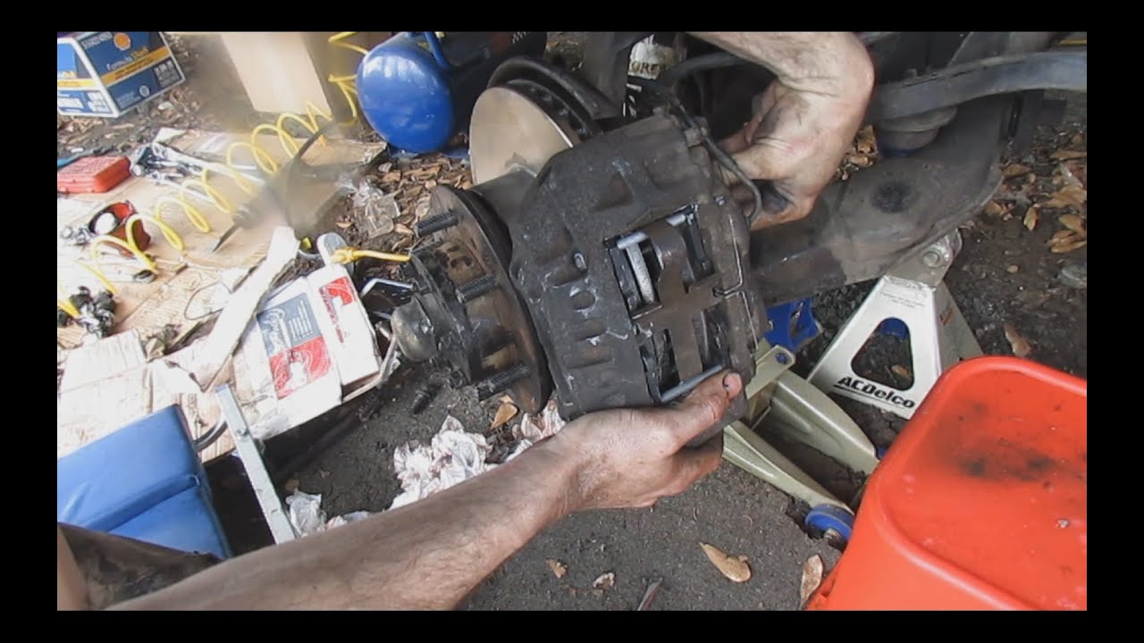 Front Brake Job - Front Brakes Replacement How To - 4x4 Toyota 4Runner, Pickup
