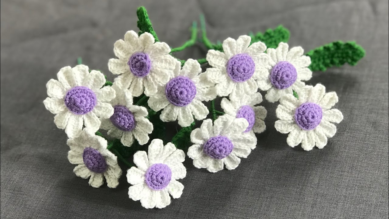 Easy to crochet Mini Daisy Flowers/ Cách móc Hoa Cúc Mini thật dễ dàng#crochetdaisy