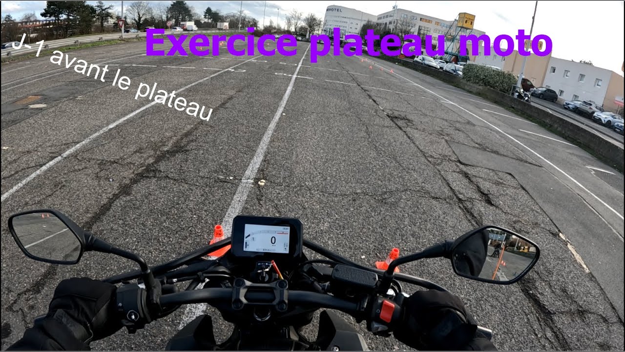 Exercice du plateau moto