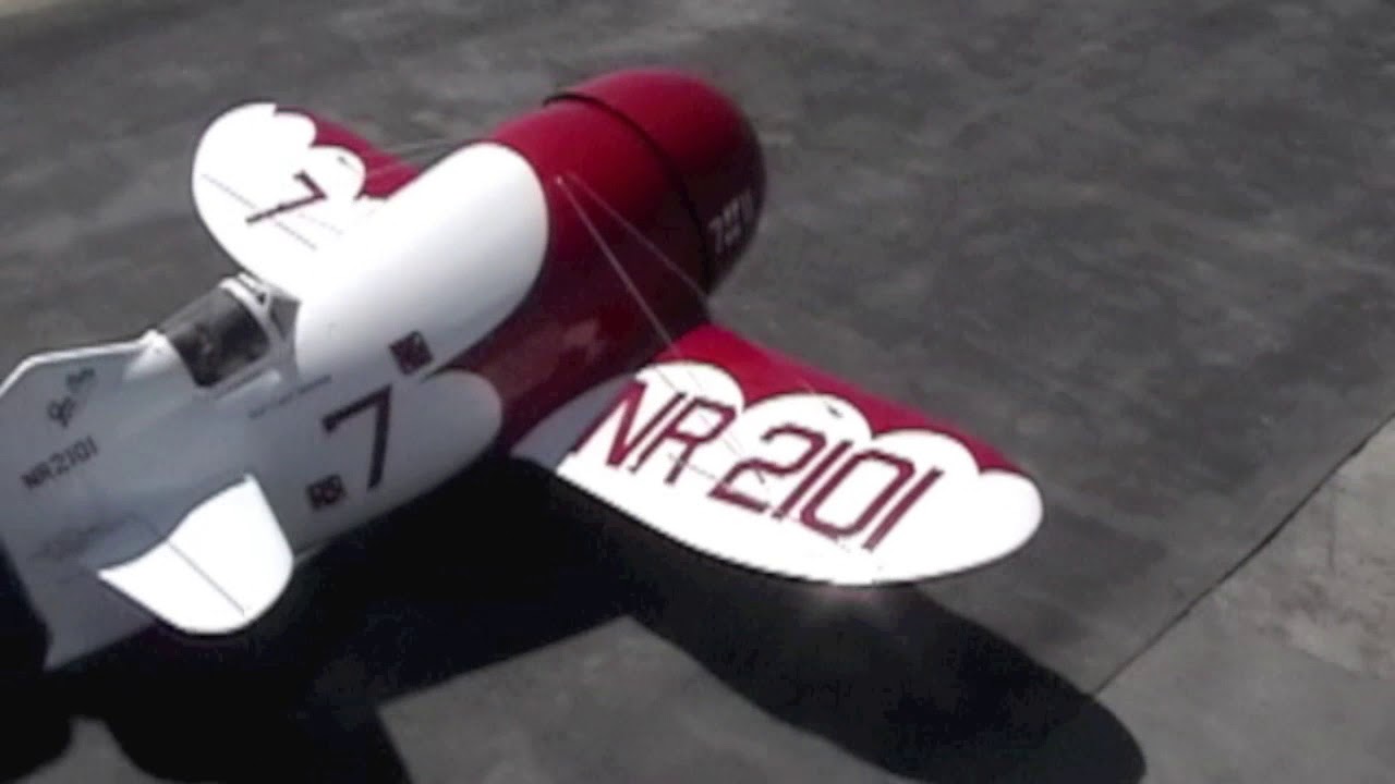 Byron Gee Bee R2