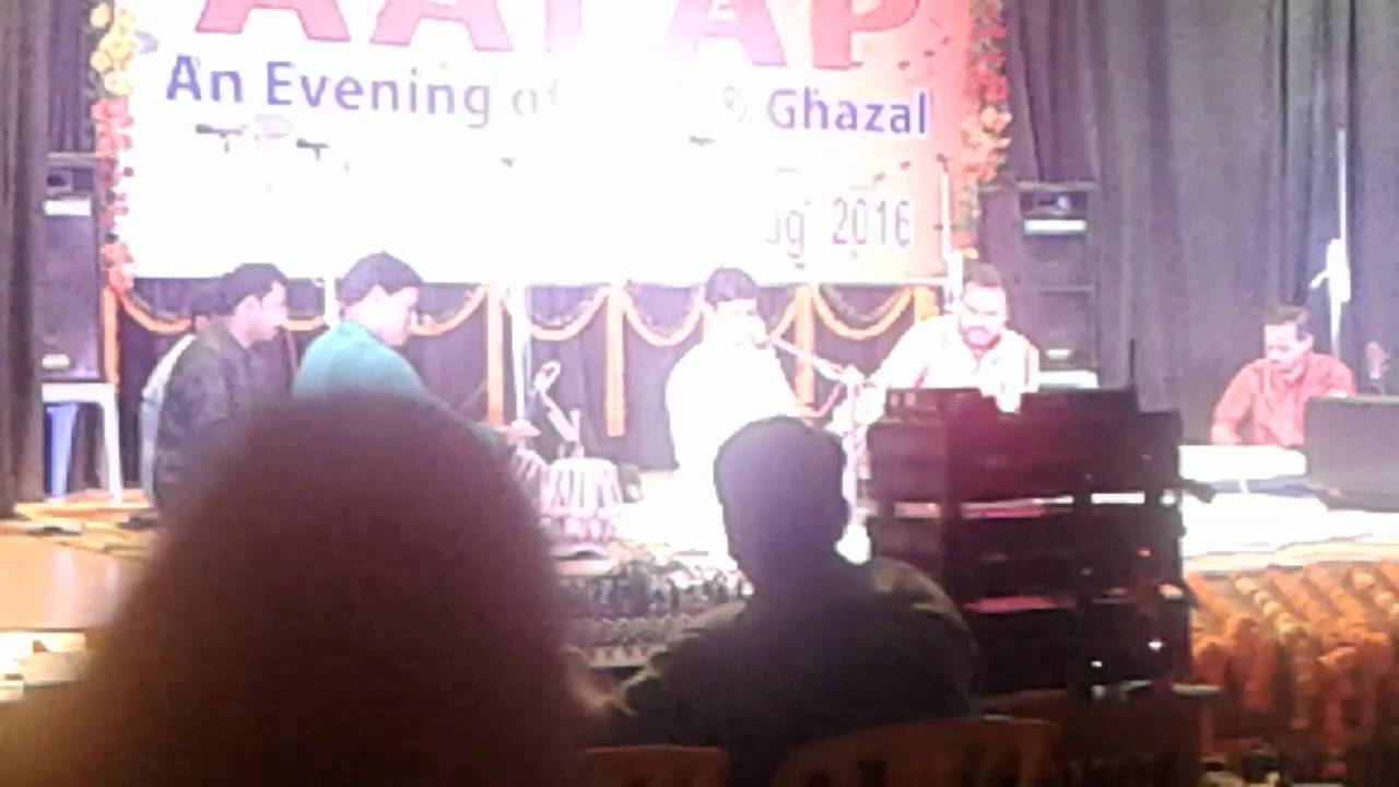 Satyasarthak - Apnidhun men