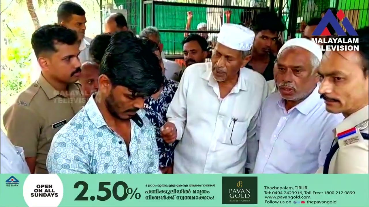 പള്ളി കൊള്ളയടിച്ച പ്രതി പിടിയിൽ, പ്രതിയെ സ്ഥലത്ത് എത്തിച്ച് നടത്തിയ പരിശോധനയിൽ ആയുധങ്ങൾ കണ്ടെത്തി.