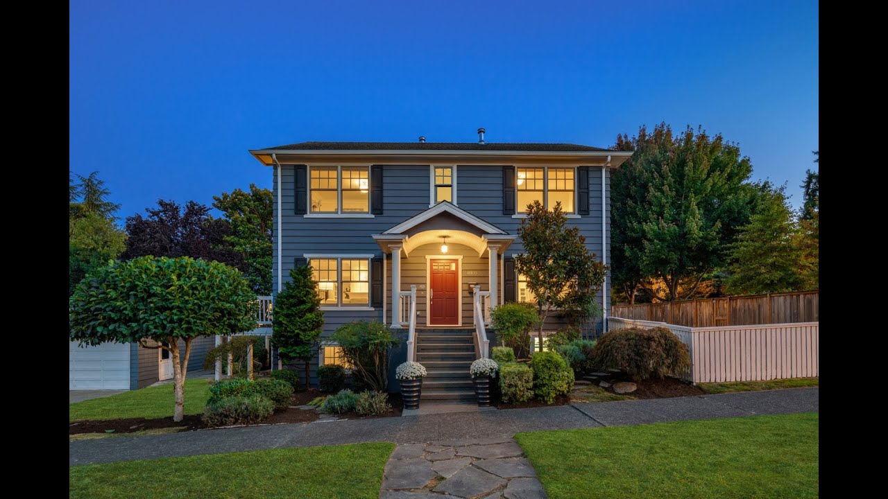 Charming Laurelhurst Colonial