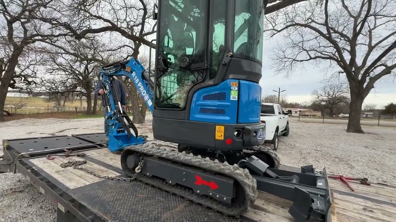 Новая модель Rippa R18 с кабиной!!