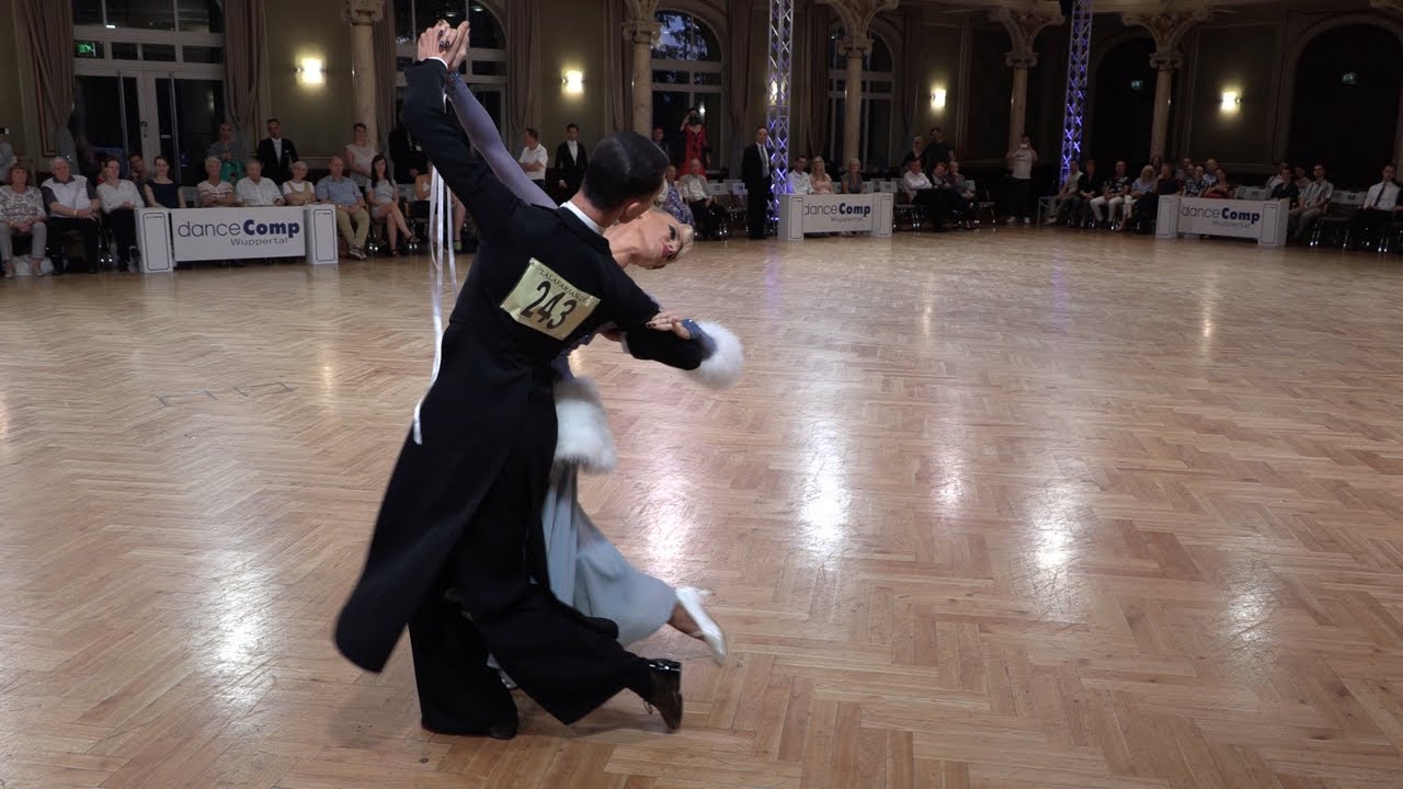 Tomas Fainsil - Violetta Posmetnaya GER, Viennese Waltz | WDSF World Open Standard