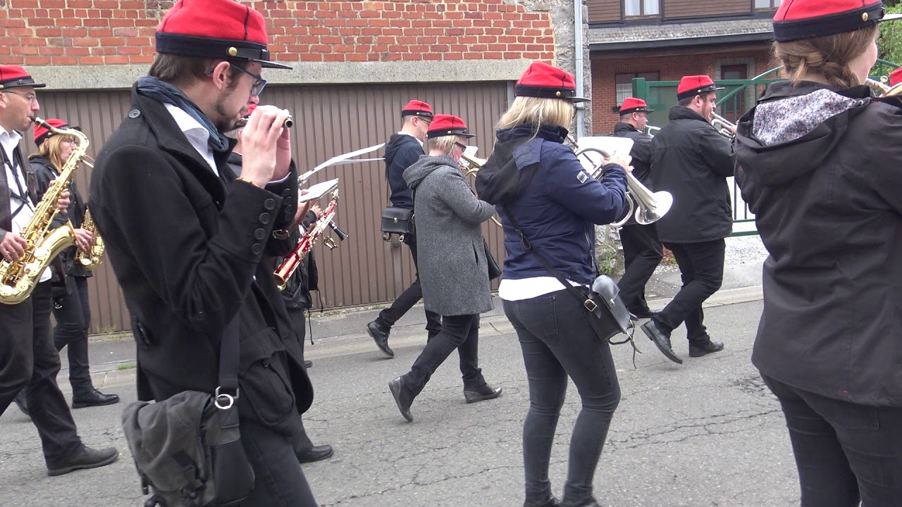 Ascension Gerpinnes 2019 6 Sortie de la ch&acirc;sse Sainte Rolende (2&egrave;me tour)