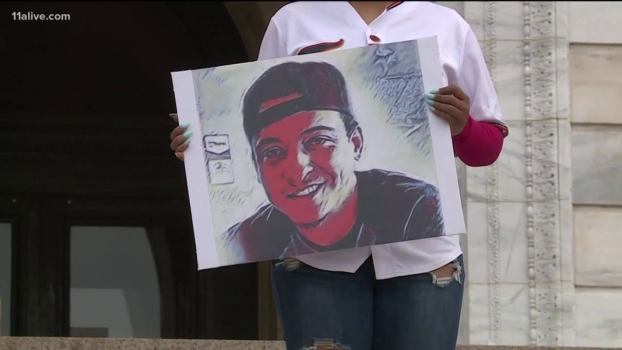 Mom's story about son who died after rationing insulin brings attention to high insulin prices