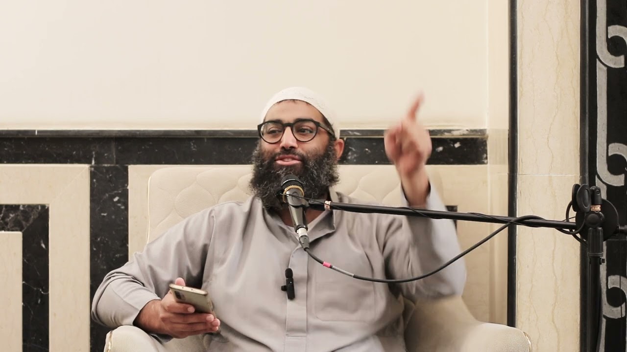 كفّوا أيديكم و أقيموا الصلاة