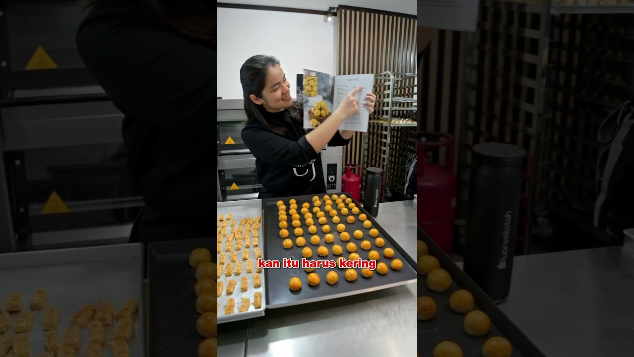 Tepung perlu disangrai dulu gak biar hasil nastar lebih awet? 👍🏻 #bakery #resep #nastar