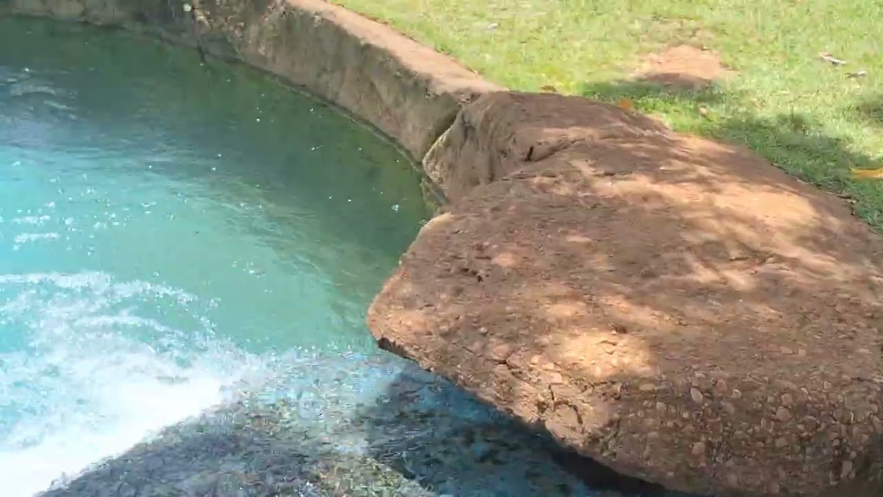 Cascata da Praça dos Girassois