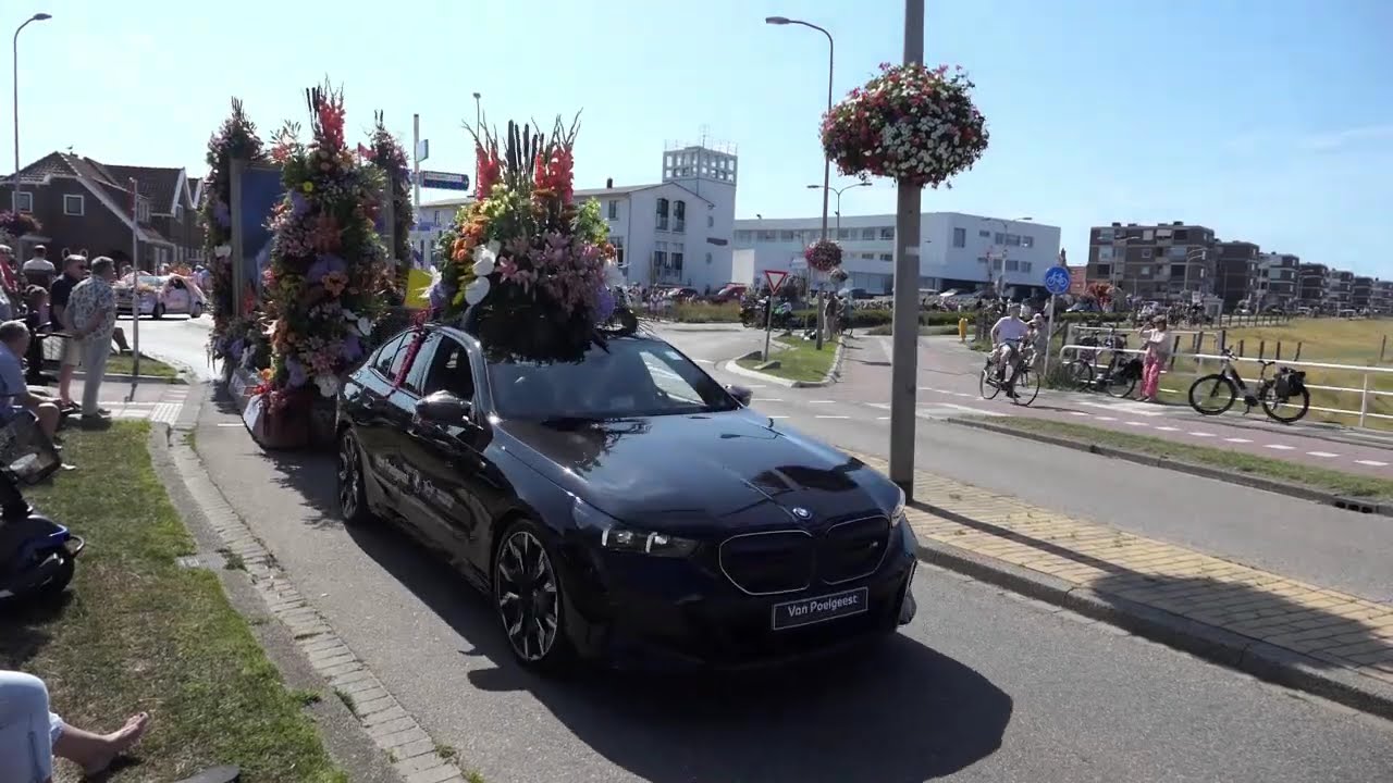 vandaag wezen kijken bij Flower Parade 2025 in katwijk aan zee VLOG#301