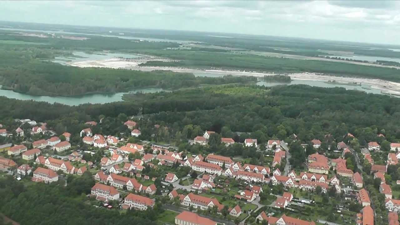Hubschrauber Rundflug im Lausitzer Seenland (um den Erikasee bei Lauta/Laubusch)