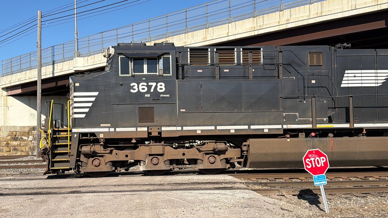 03/19/26 NS Manifest Train at High St in Columbus, OH