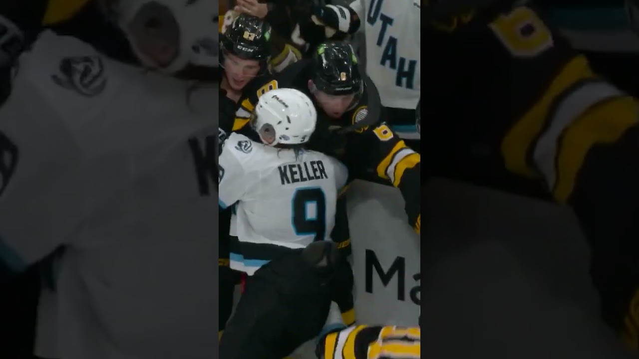 Nothing says holidays like a hockey brawl during "Feliz Navidad" 😂 