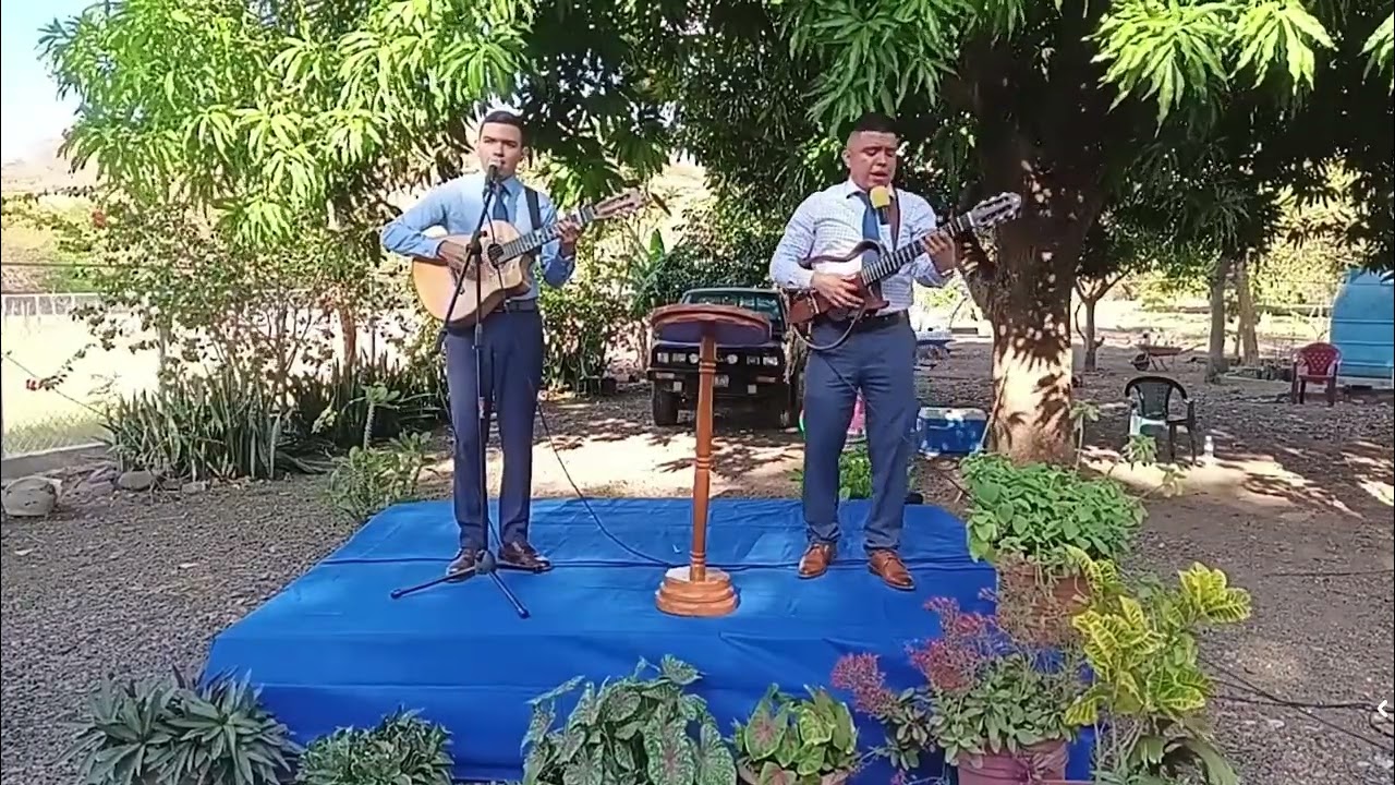 LOS QUE CON LÁGRIMAS SEMBRARON DÚO TRIUNFADORES CON CRISTO 