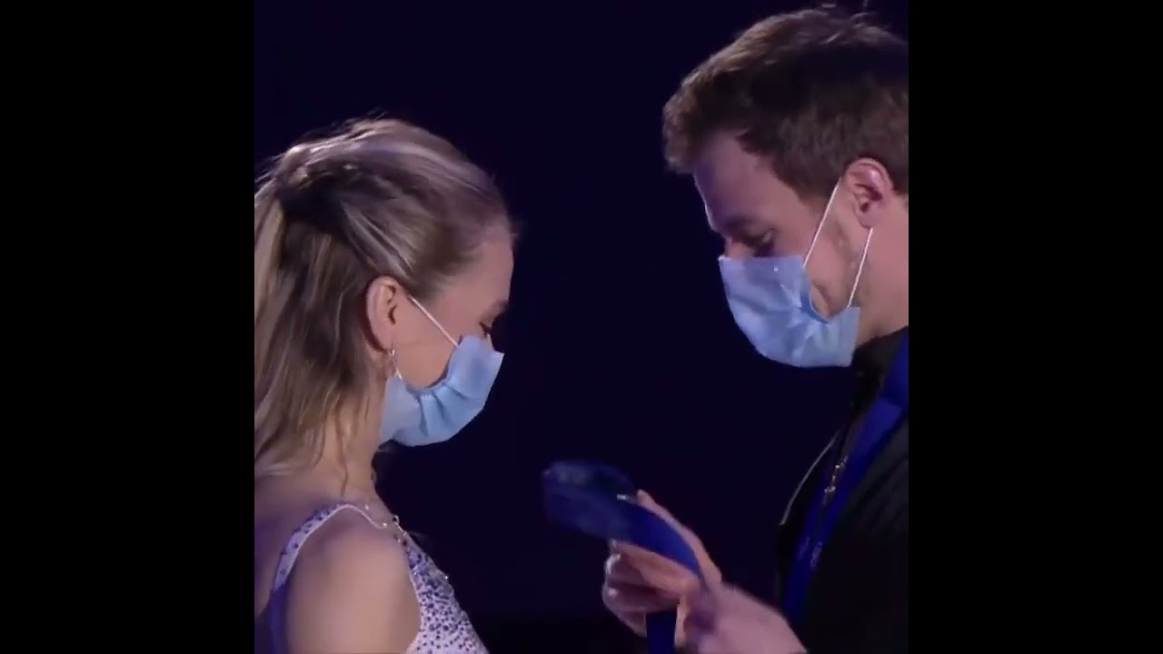 European Figure Skating Championships  Victory Ceremony 🥇🥇 Victoria Sinitsina ⛸️ Nikita Katsalapov
