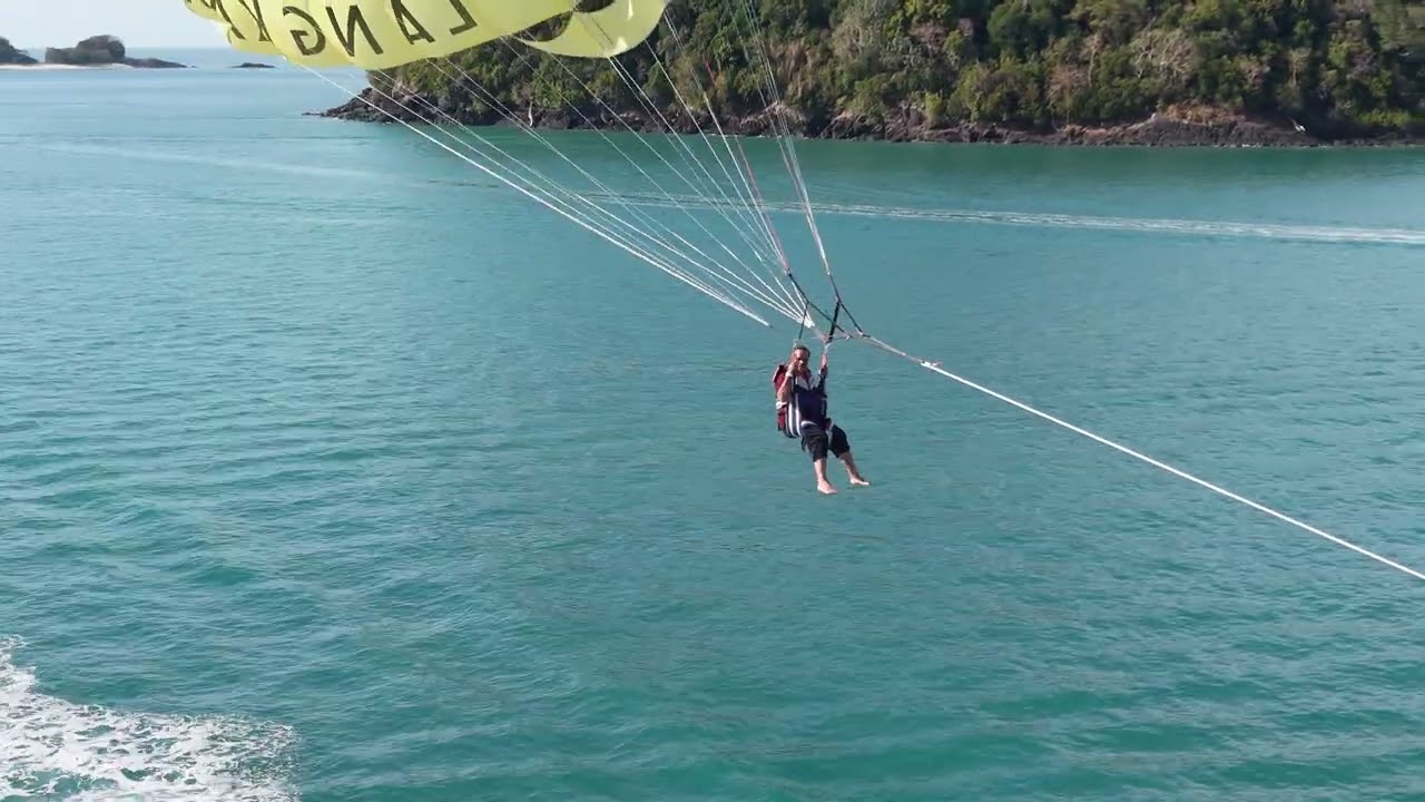 Landing, Para sailing, Langkawi Malaysia 