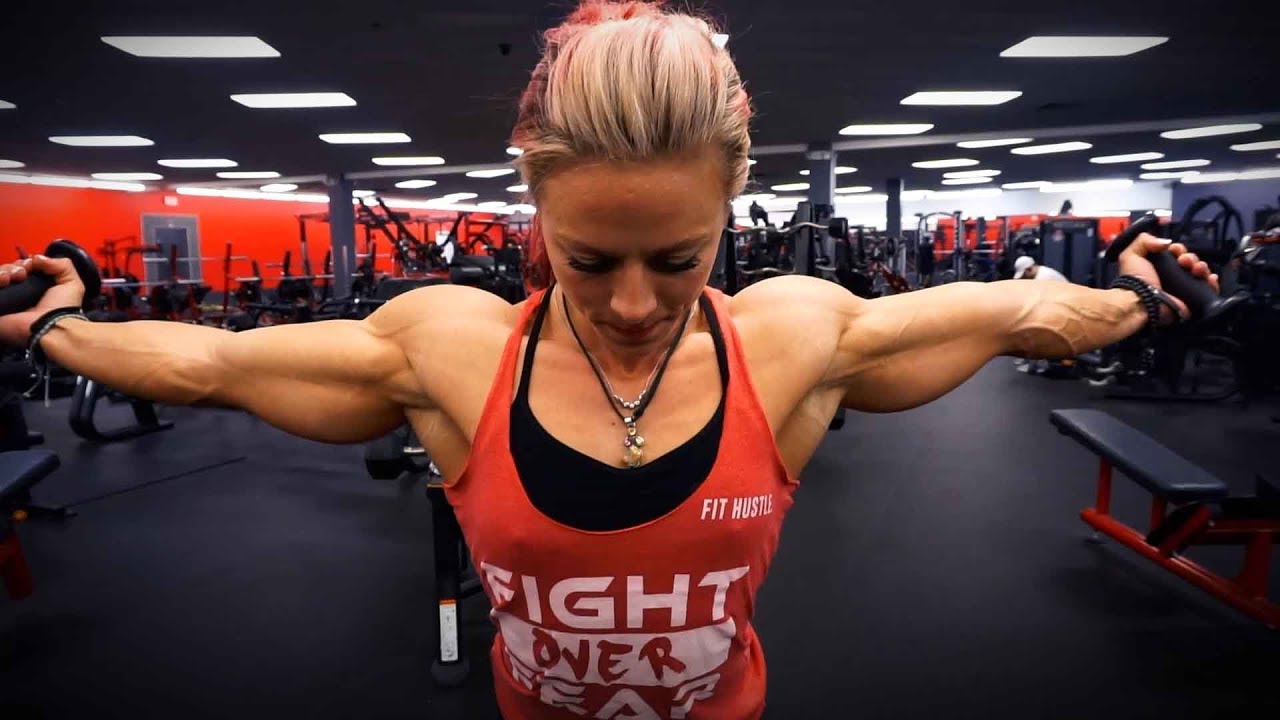 Dani Reardon - Training Chest and Triceps - Road to Ms. O