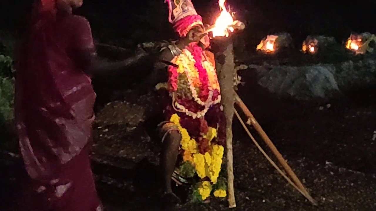 சாமி வேட்டைக்கு போய்வரும் பயங்கரமான காட்சியைப் பாருங்க-SudalaiMadasamy Kovilkodai-Naiyandi Melam