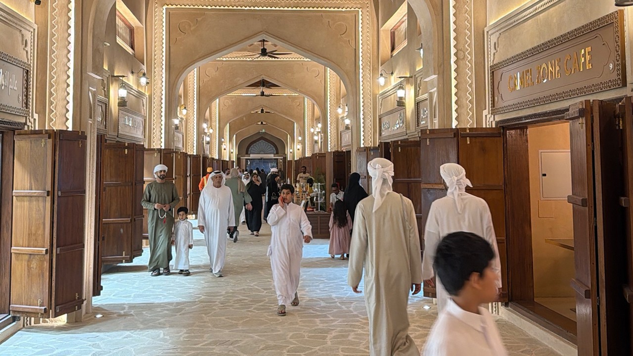 مواطنون ومقيمون يعبرون عن فخرهم بجهود الدولة في حماية البلاد