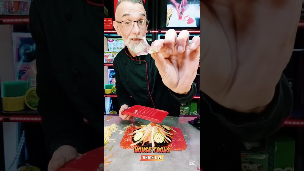 Hoy te ense&ntilde;o como picar un ajo y pelarlo al mismo tiempo.