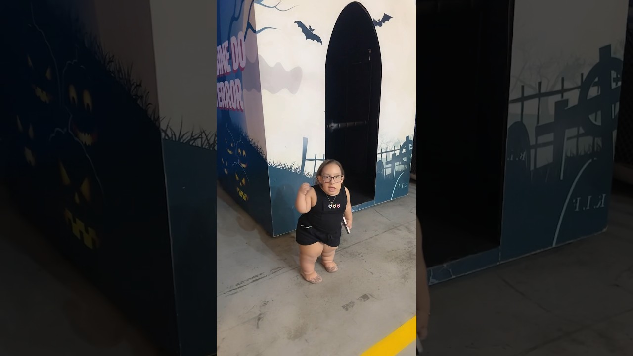 Ela sumiu na cabine do terror #shorts