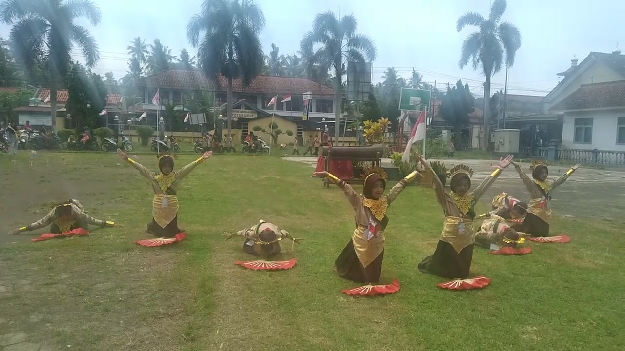 Tari Pakarena SDN 1 Munggu