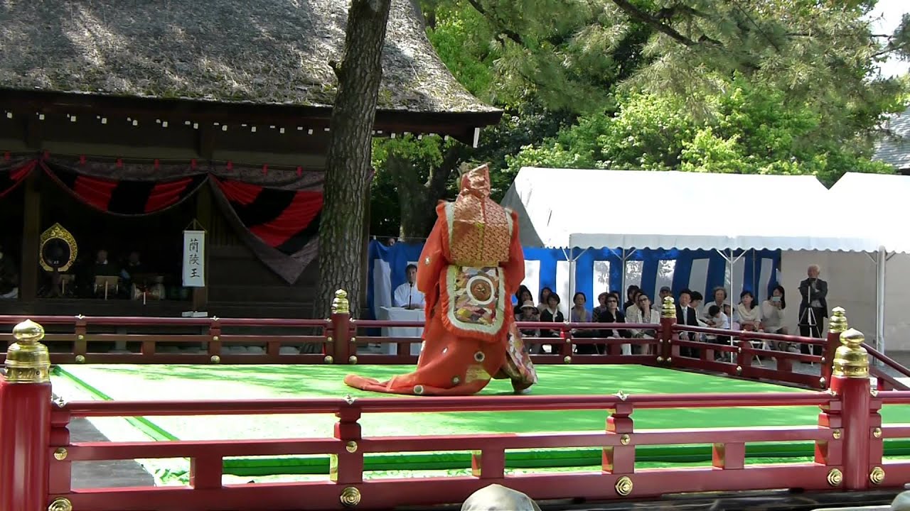 2015 熱田神宮　雅楽　舞楽神事　蘭陵王　Ranryouou, Gagaku (Bugaku) - Japanese Court Music with Dance