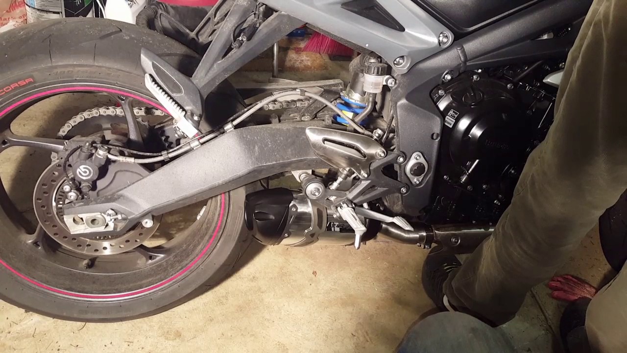 Triumph Street Triple 675 Two Brothers racing exhaust