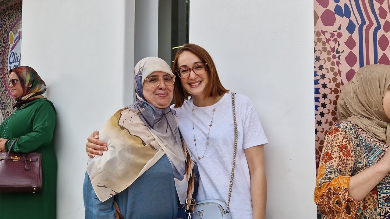 اليوم إفتتاح مطعم الصديقة العزيزة والأخت مريم بركات بمدينة الدار البيضاء لاكن للاسف ستفرج بإذن الله