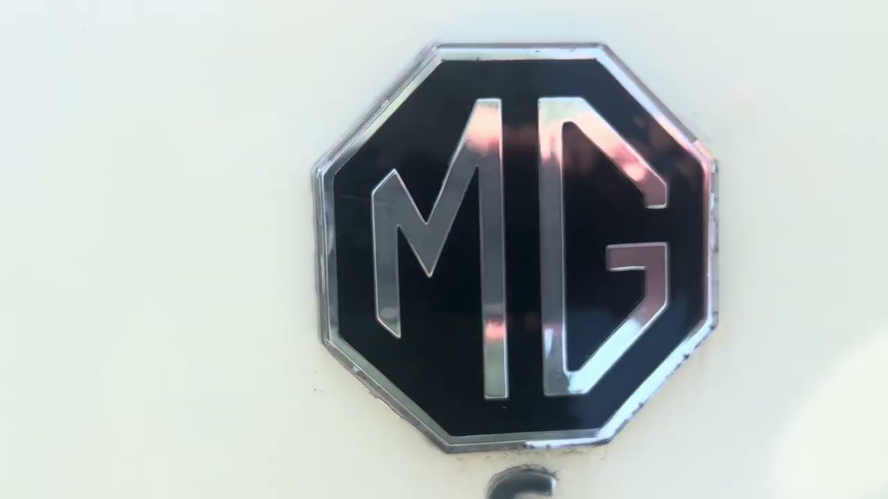 MG 1100S 1968 - Bradley James Classics
