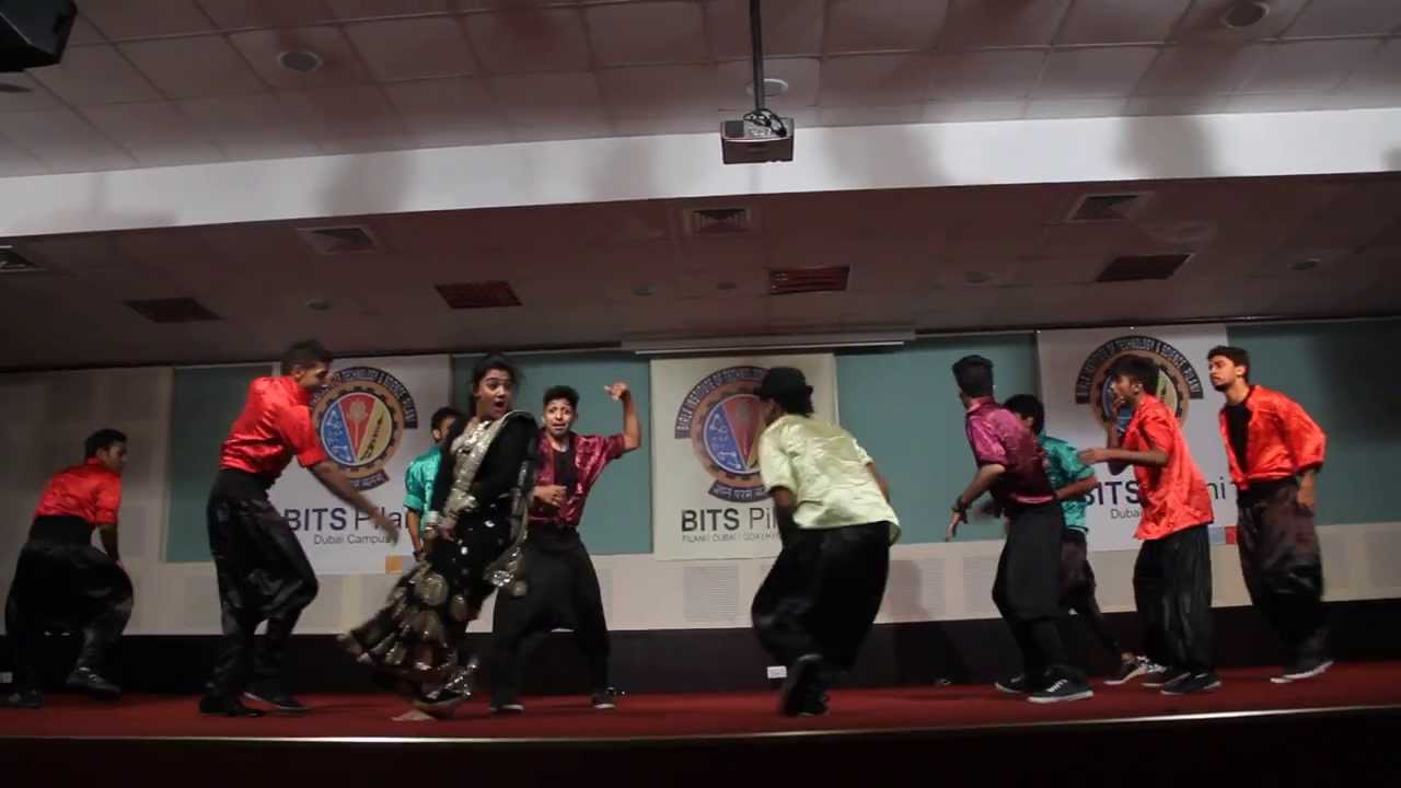 Bits Pilani Ethnic day'13 -Lungi dance & top lesi pod